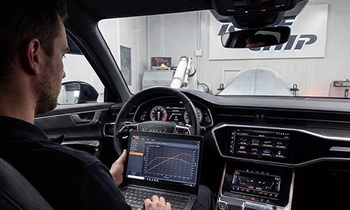 Une Audi RS6 analysée et calibrée sur un banc d’essai